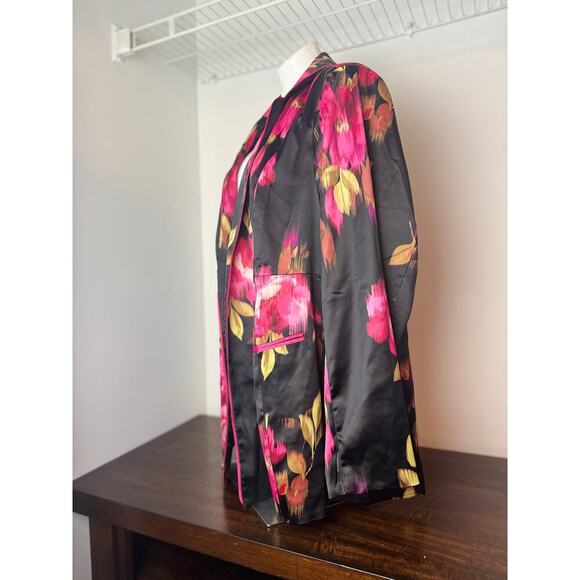 Torrid Floral Satin Blazer with Floral Print, Multi-color Size 3 NWOT - Picture 7 of 11